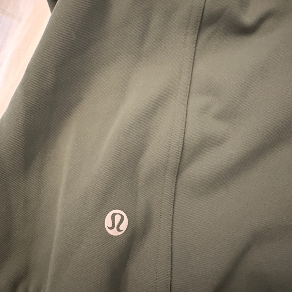 Lululemon Wunder Train Track Jacket size 12 - Picture 4 of 5